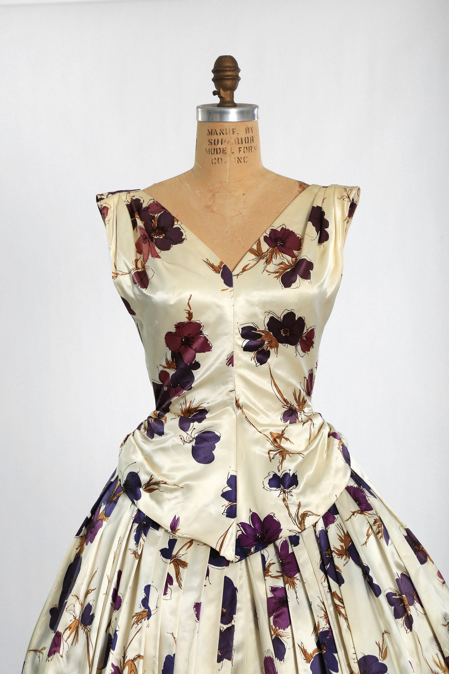 Vintage 50s purple floral satin dress ombre dress | Vintage 1950s artistic floral gown