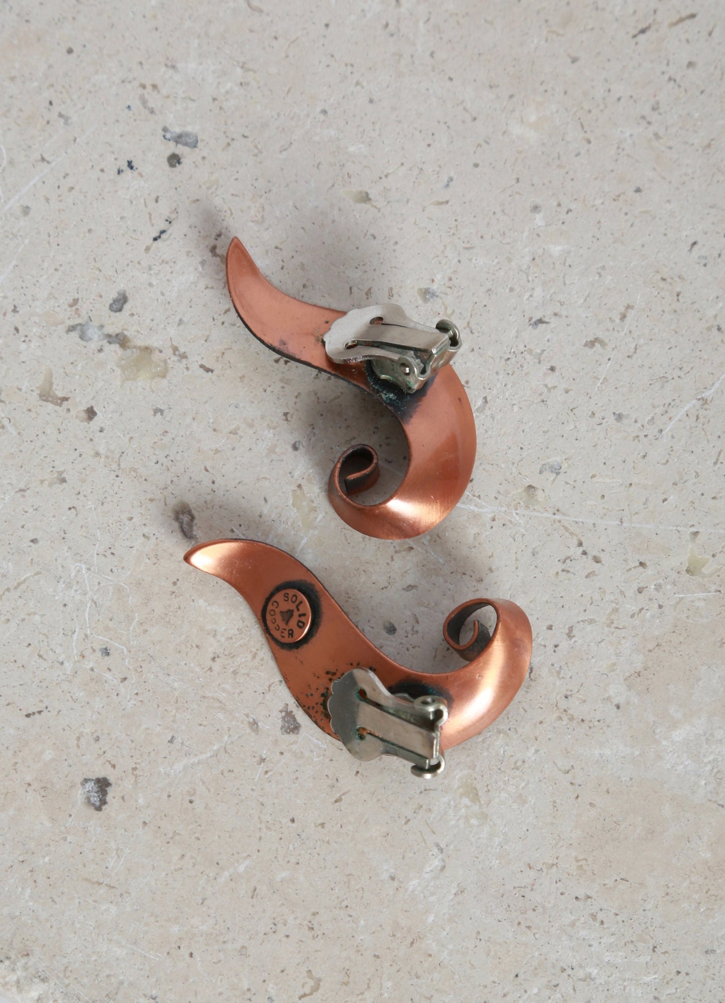 Vintage 50s spiral copper clip on earrings | Modernist earrings