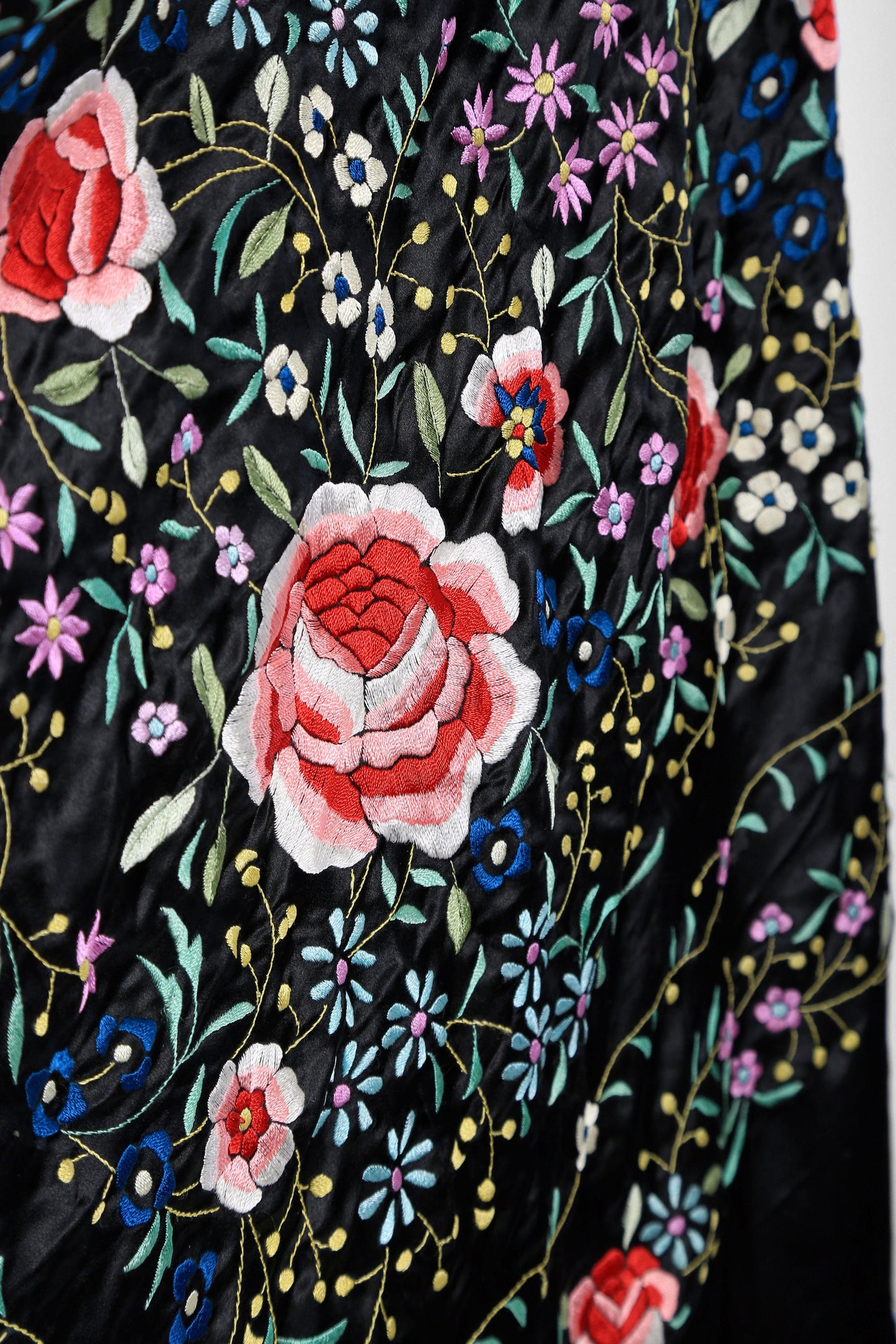 Antique Vintage 1920s silk hand embroidered floral piano shawl