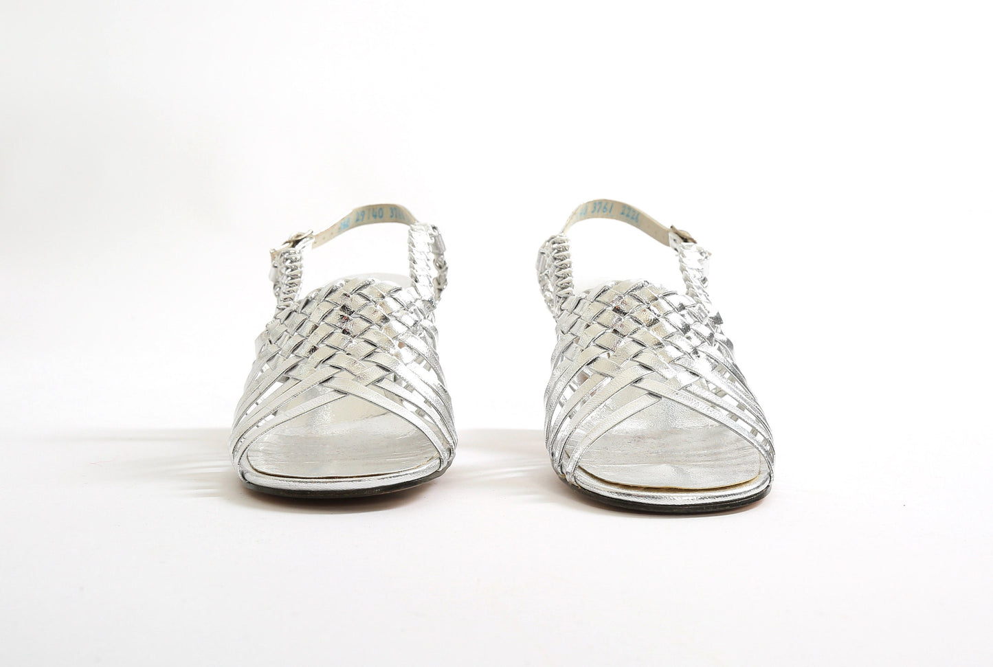 Vintage 60s 70s metallic silver heels | Deadstock silver leather heels 8 1/2B
