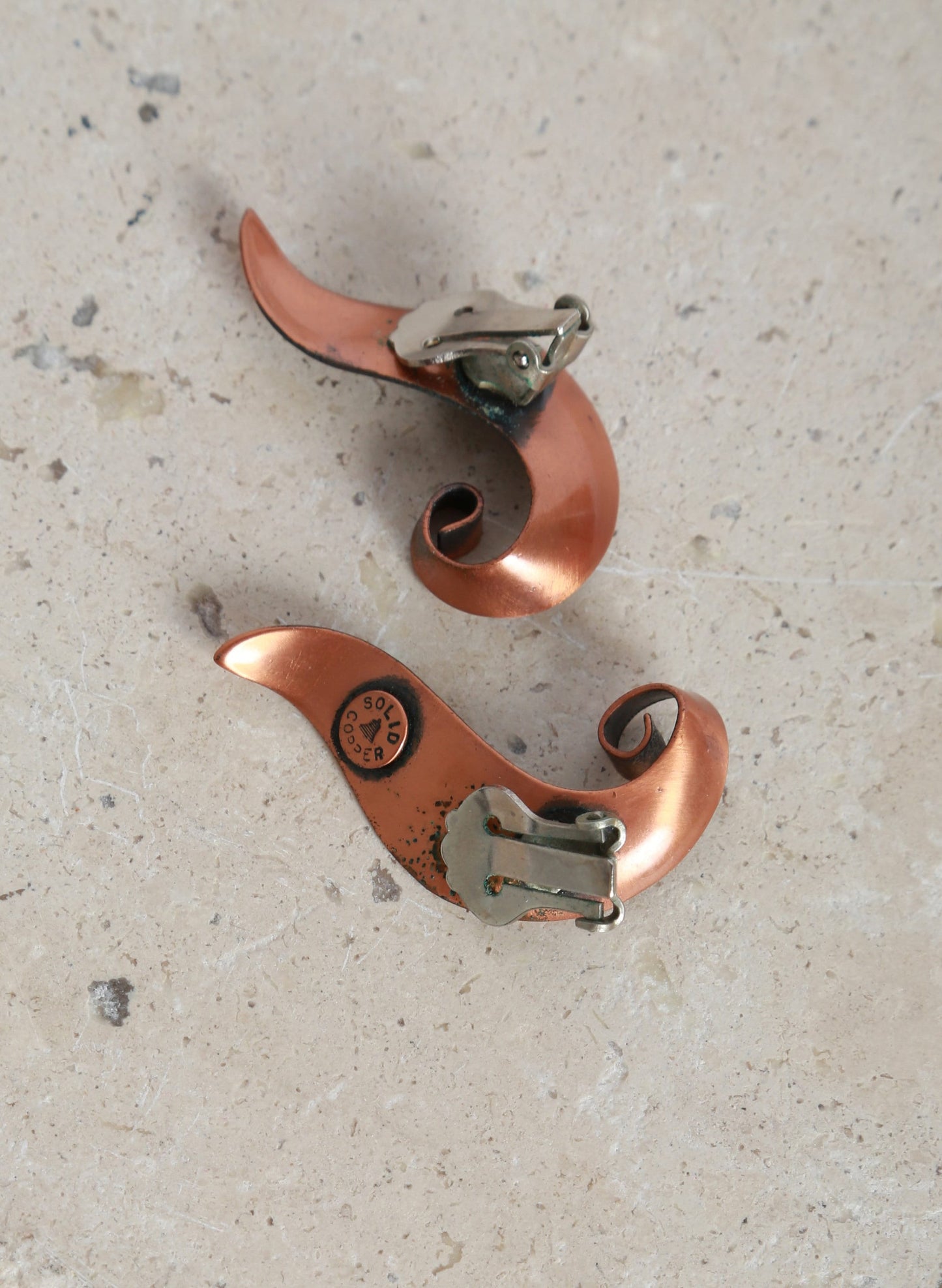 Vintage 50s spiral copper clip on earrings | Modernist earrings