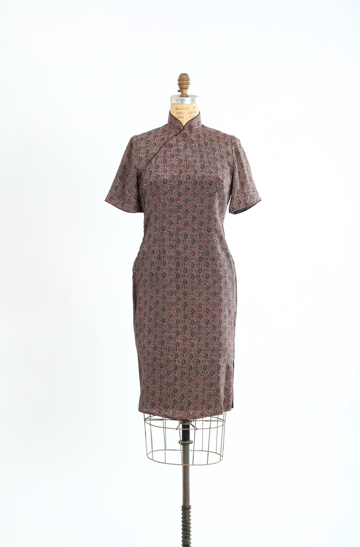 Vintage 60s Purple Silk paisley Cheongsam dress