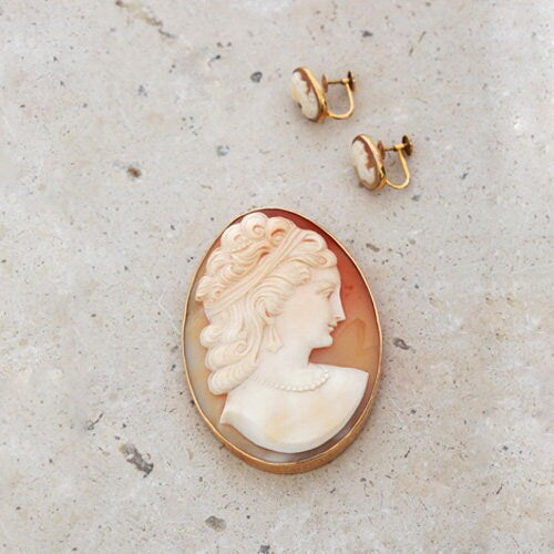 Antique Vintage 14K carved shell Cameo pendant Brooch earring set