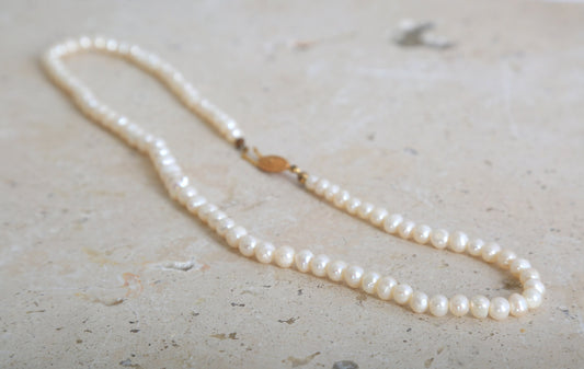 Vintage Genuine culture pearl necklace