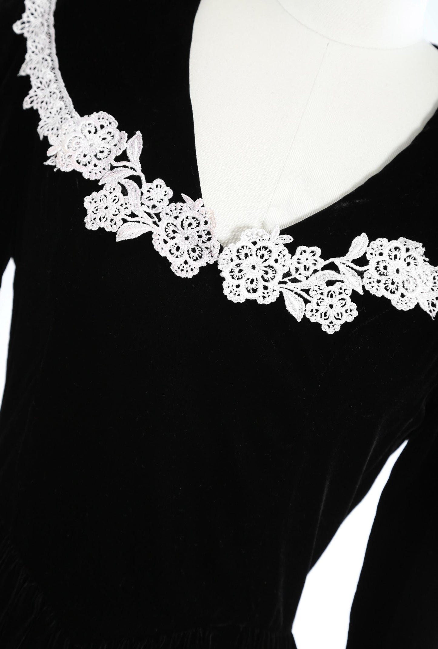 Vintage 90s black velvet long sleeve crochet dress
