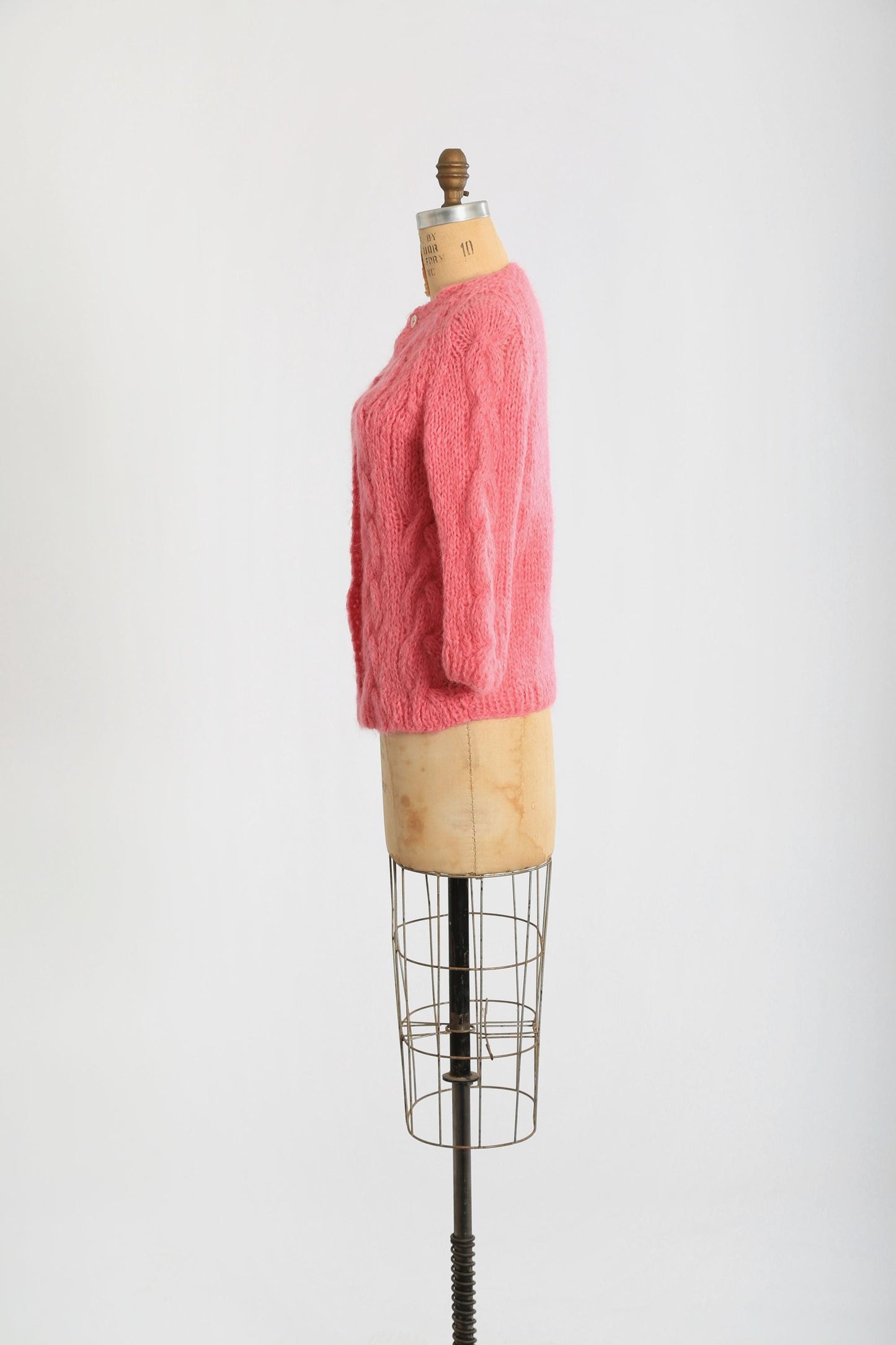 Vintage 60s Pink hand knit Italian wool sweater cardigan