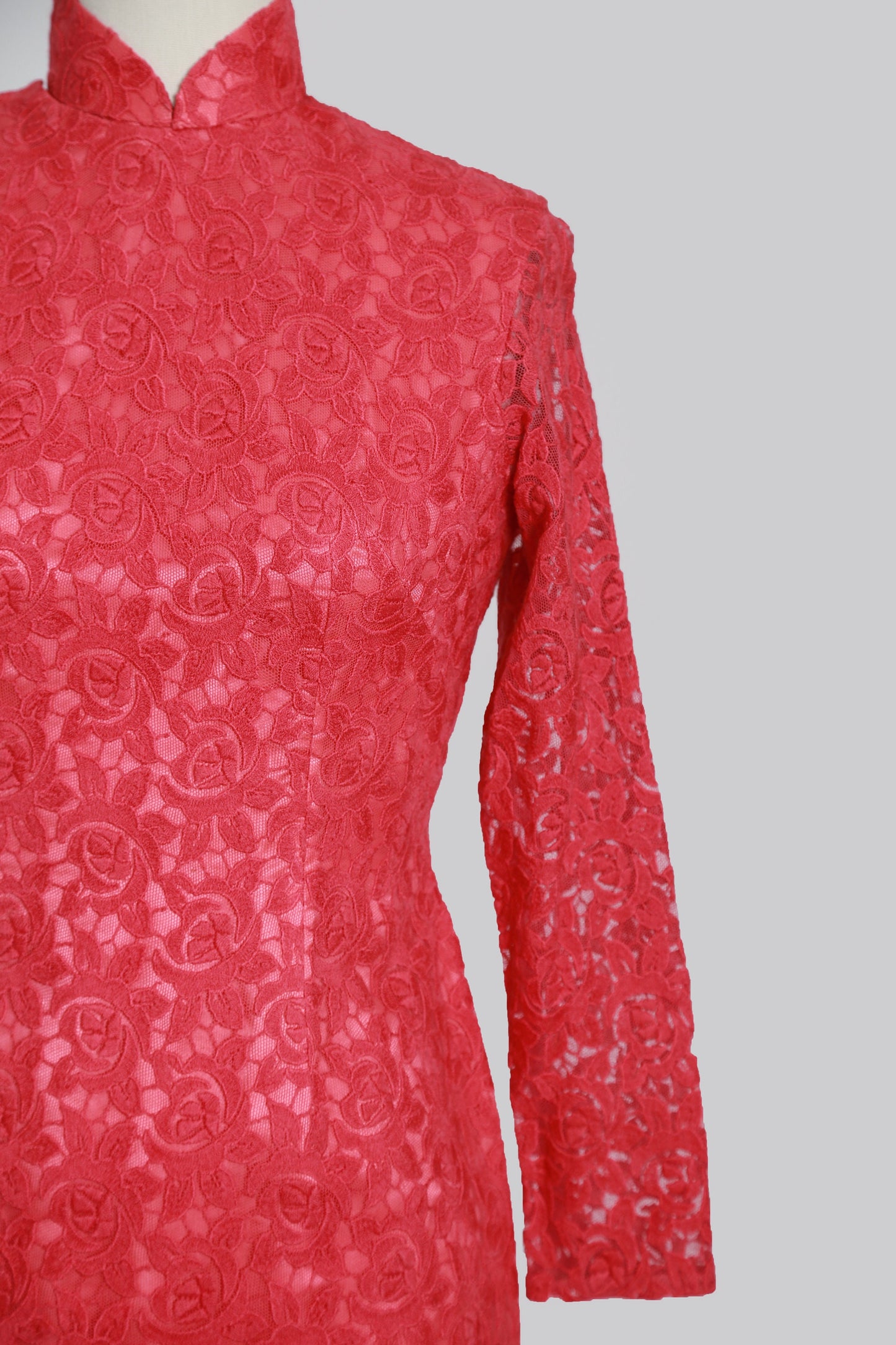 Vintage 60s pink embroidered floral rose lace cheongsam dress