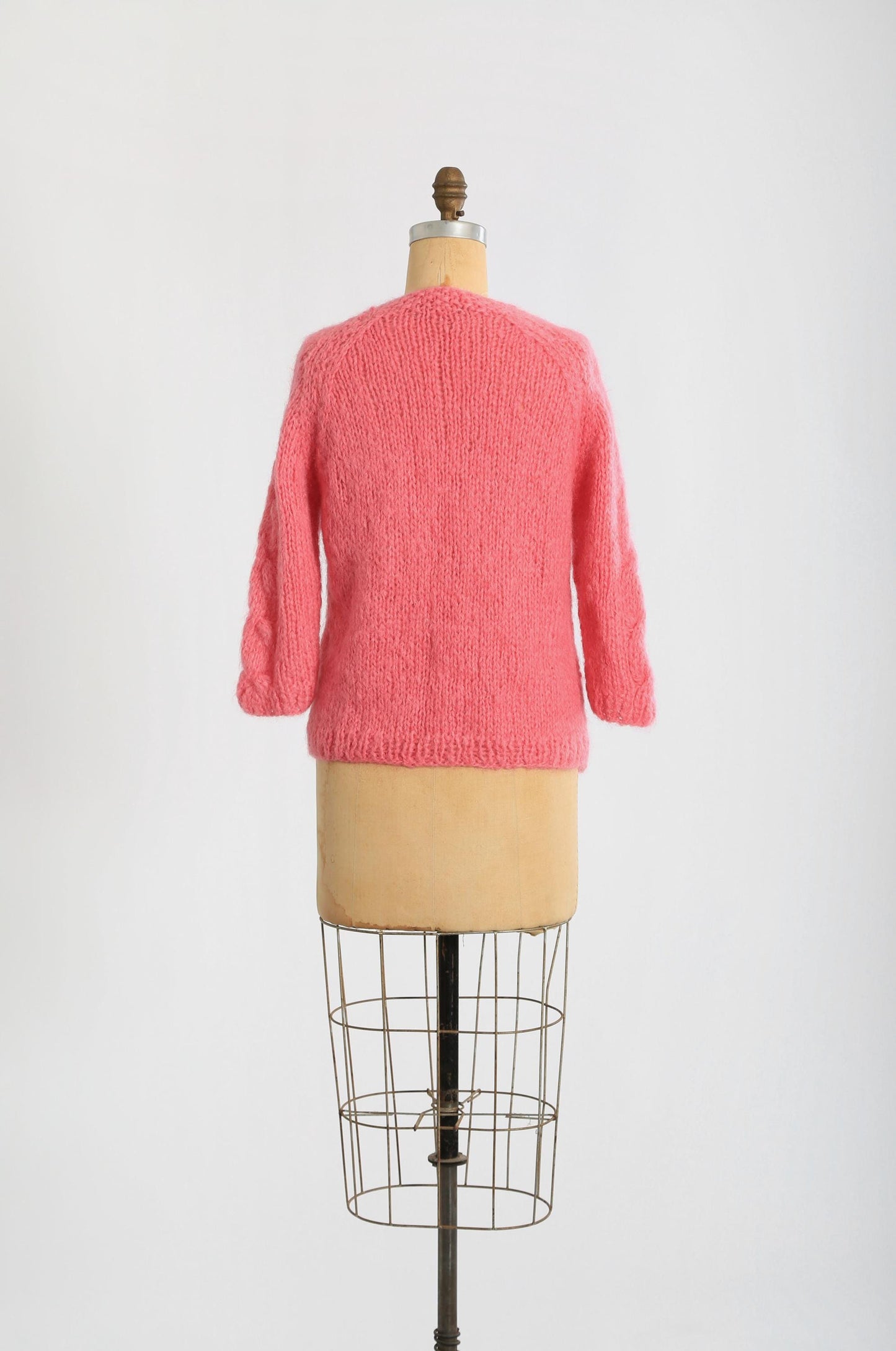 Vintage 60s Pink hand knit Italian wool sweater cardigan