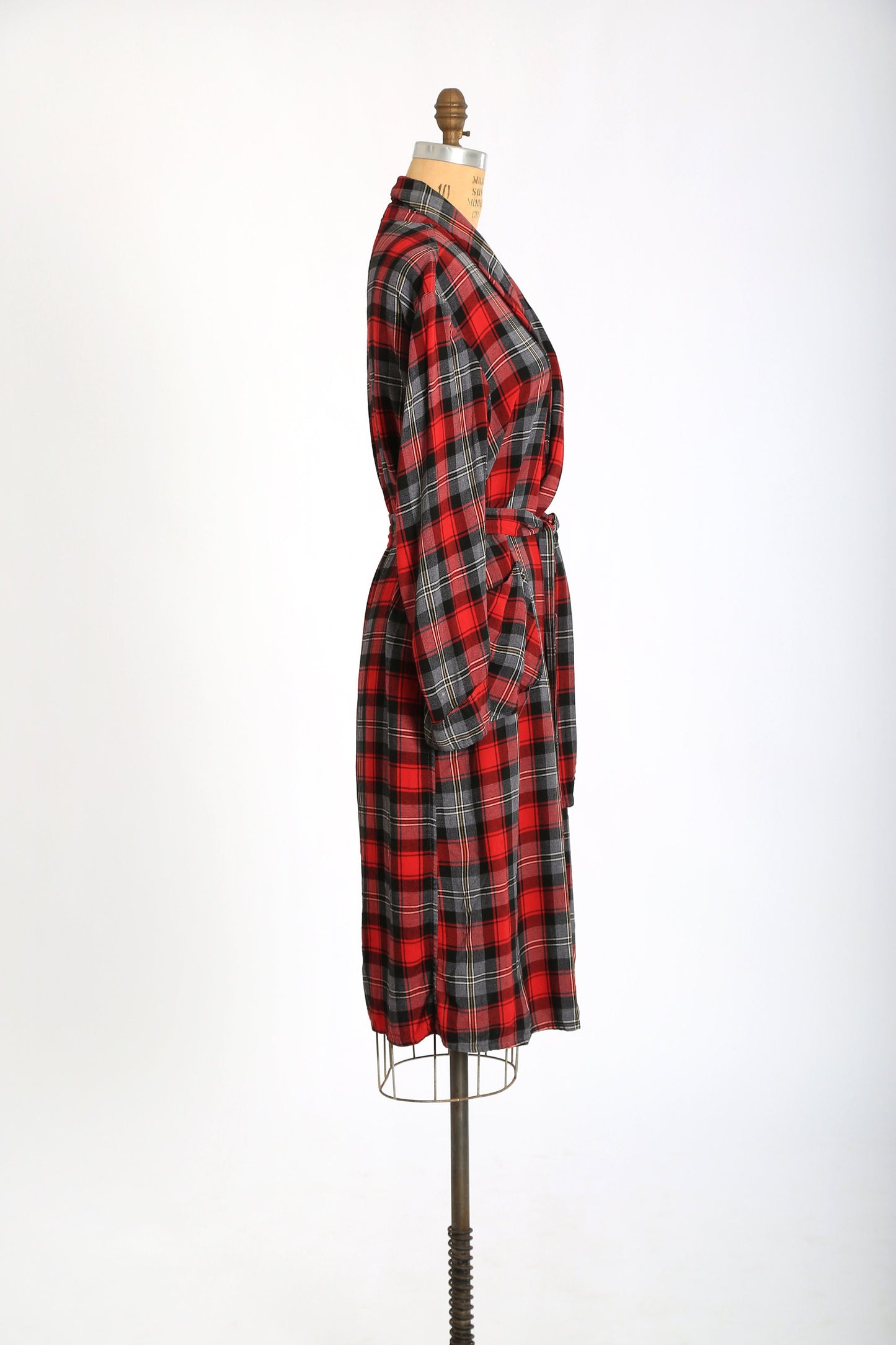 Vintage 50s red plaid cotton Robe house coat