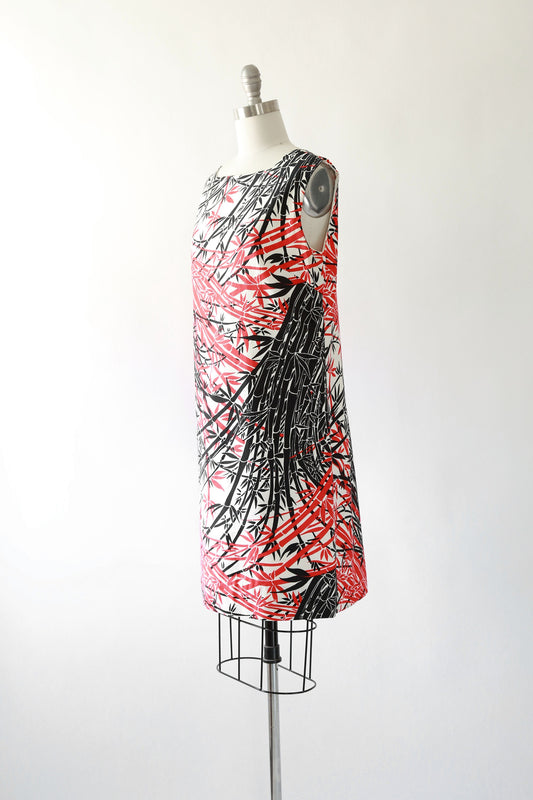 Vintage 60s MOD Bamboo print shift dress