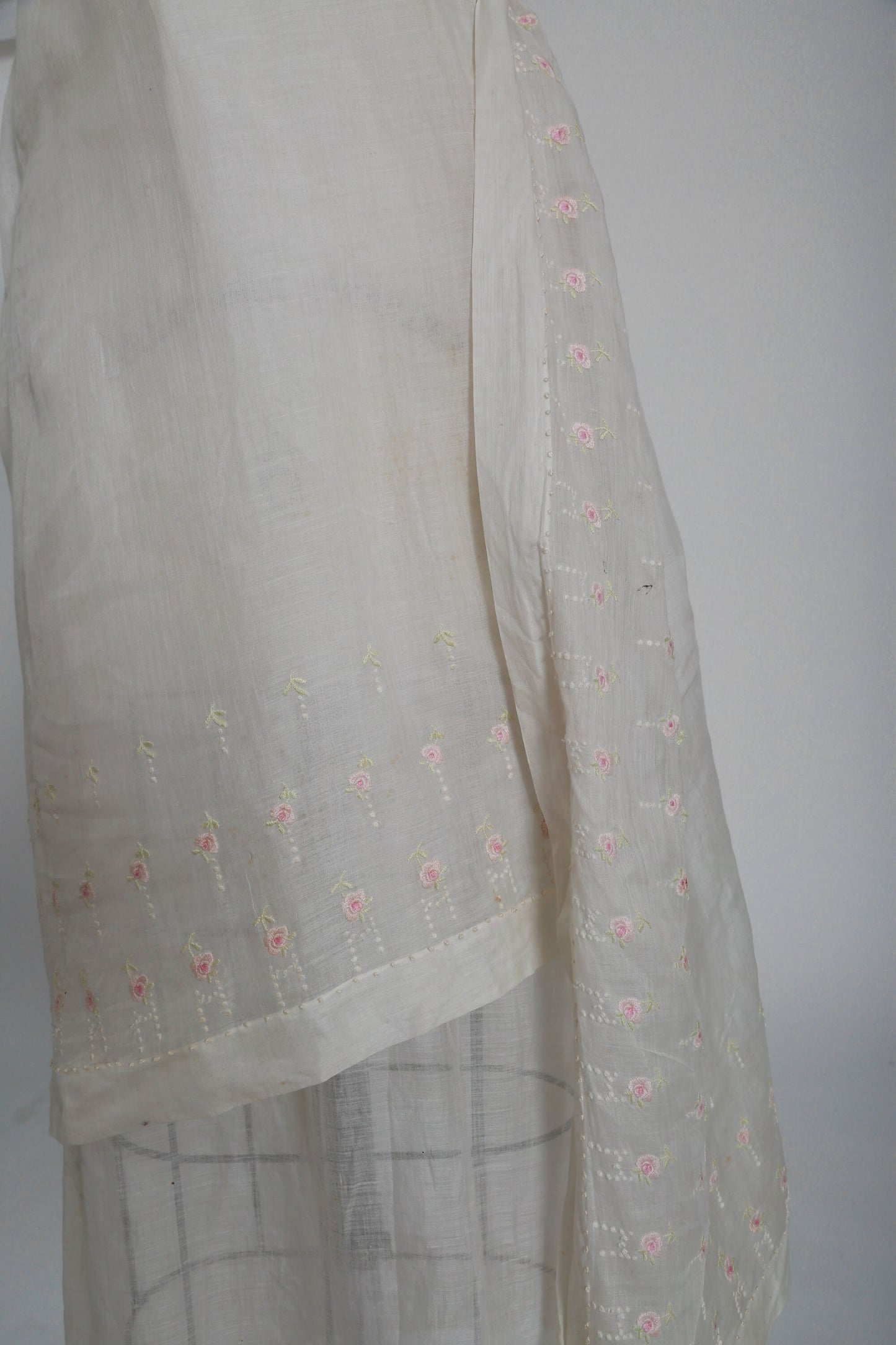 Antique Vintage Edwardian crochet hand embroidered floral cotton lawn dress