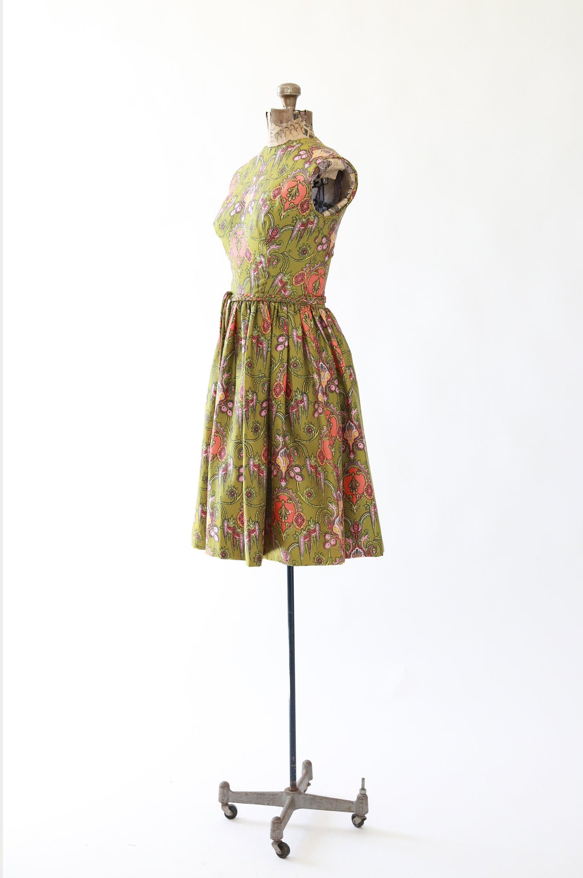 Vintage 1950s green silk floral mini dress