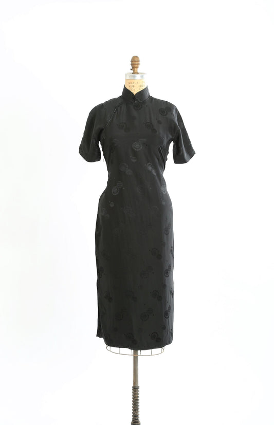 40s qipao silk dress | Vintage 1940s black silk Brocade Cheongsam dress