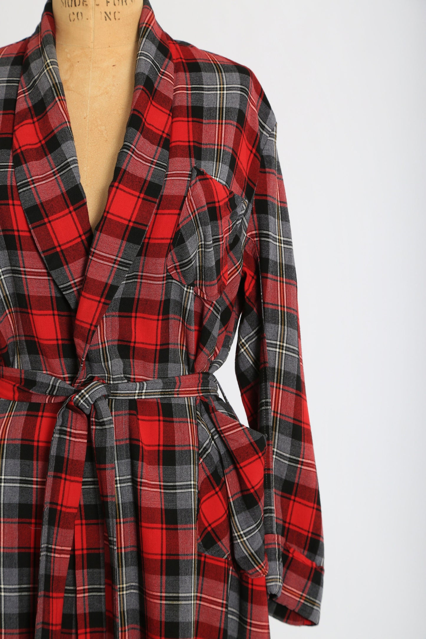 Vintage 50s red plaid cotton Robe house coat
