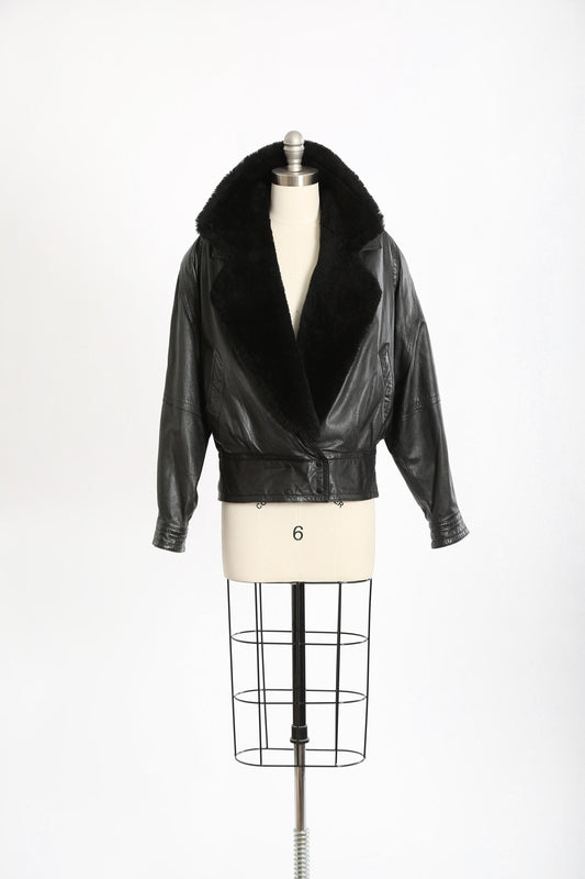 Vintage 90s black leather sherpa fur collar jacket